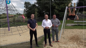 Zdjęcie do artykułu Zakończenie modernizacji placu zabaw na os. Poręba Mała