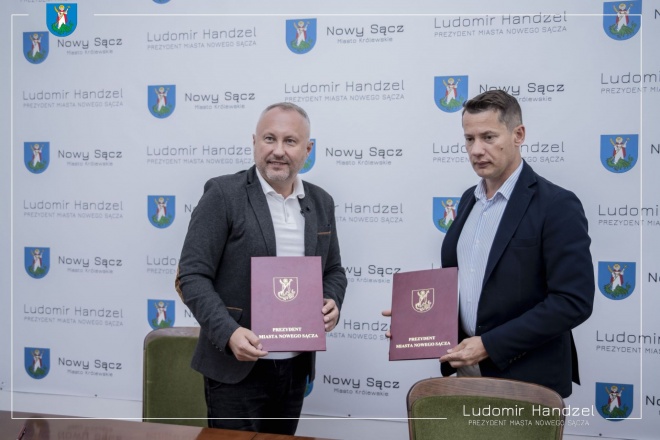 Prezydent Ludomir Handzel wraz z wykonawcą