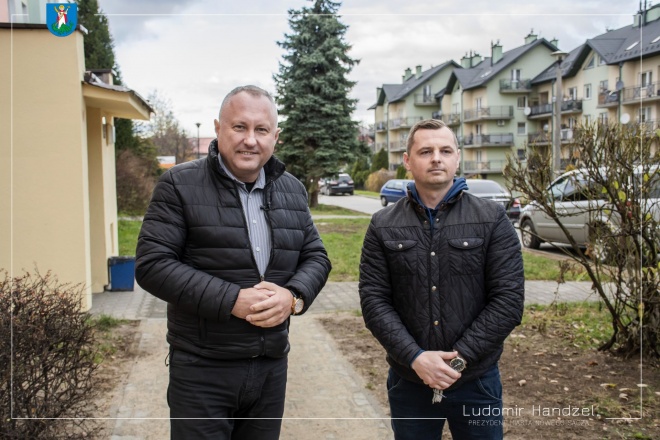Prezydent Ludomir Handzel wraz z radnym Dawidem Dumaną. 