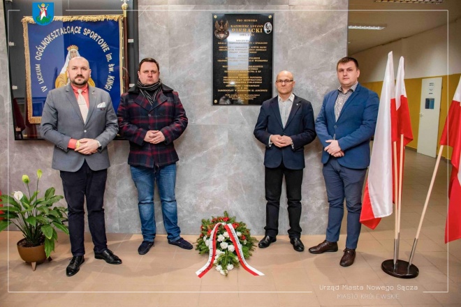 Radny Jakub Prokopowicz, dyrektor Wydziału Sportu i Turystyki Tomasz Baliczek, Redaktor Naczelny Rocznika Sadeckiego Jarosław Jakubowski, dyrektor IV Liceum Ogólnokształcącego Sportowego Andrzej Potoniec. 