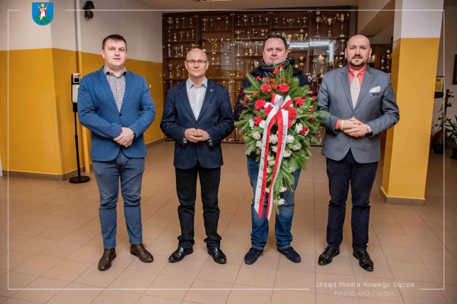 Radny Jakub Prokopowicz, Dyrektor Wydziału Sportu i Turystyki Tomasz Baliczek, Redaktor Naczelny Rocznika Sadeckiego Jarosław Jakubowski, dyrektor IV Liceum Ogólnokształcącego Sportowego Andrzej Potoniec.D