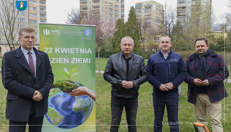 Prezydent Ludomir Handzel, prezes MPEC Nowy Sącz Paweł Kupczak, prezes GSM Jarosław Iwaniec i radny Jakub Prokopowicz.